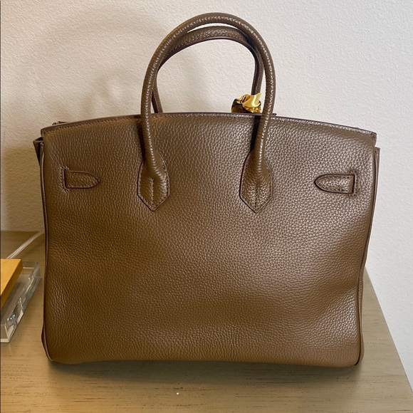 Elegant Brown Handbag - Picture 2 of 8